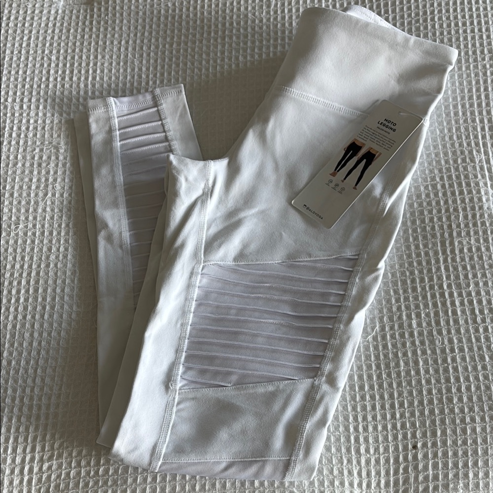 ALO Yoga White Leggings